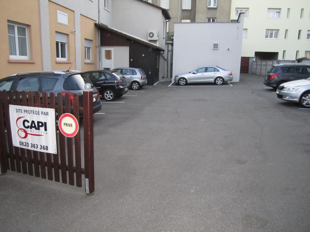 Hotel Berlioz Euroairport Basel - Mulhouse - Freiburg Saint-Louis  Exterior foto